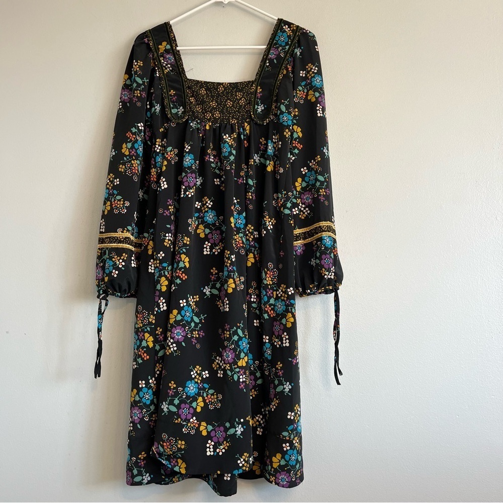 TRF Bell Sleeve Square Neck Floral Print Black Midi Dress Sz M Country Culture - Picture 16 of 16